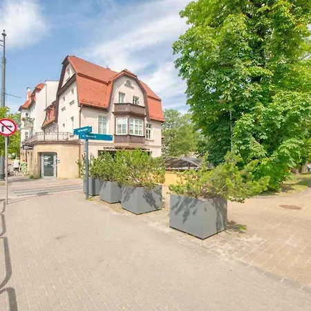 شقة Mieszkanie Centrum Skm